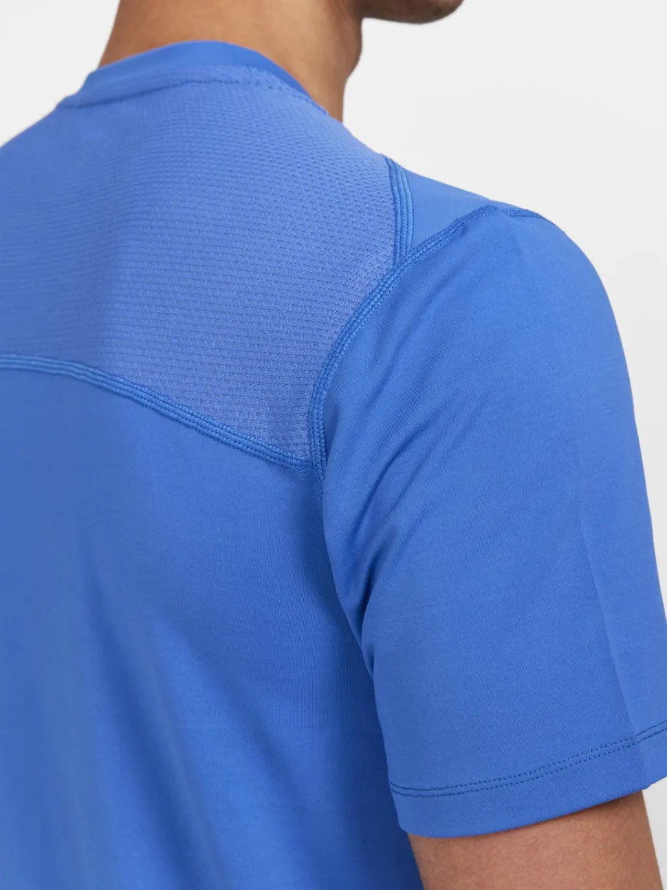 Men's ADV Essence Short-Sleeve Tee