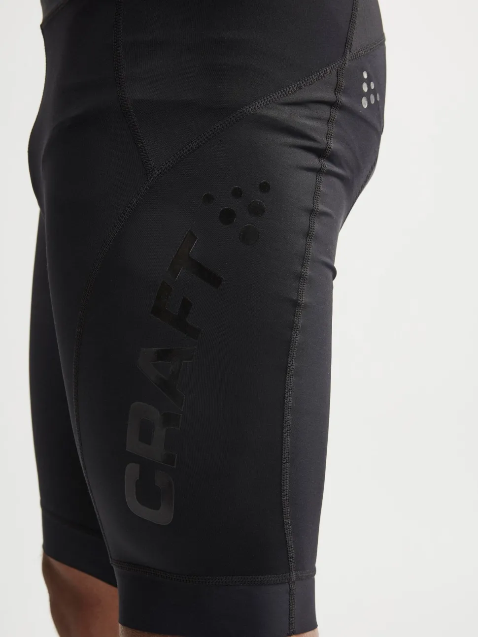 MEN'S ESSENCE CYCLING SHORTS - Black