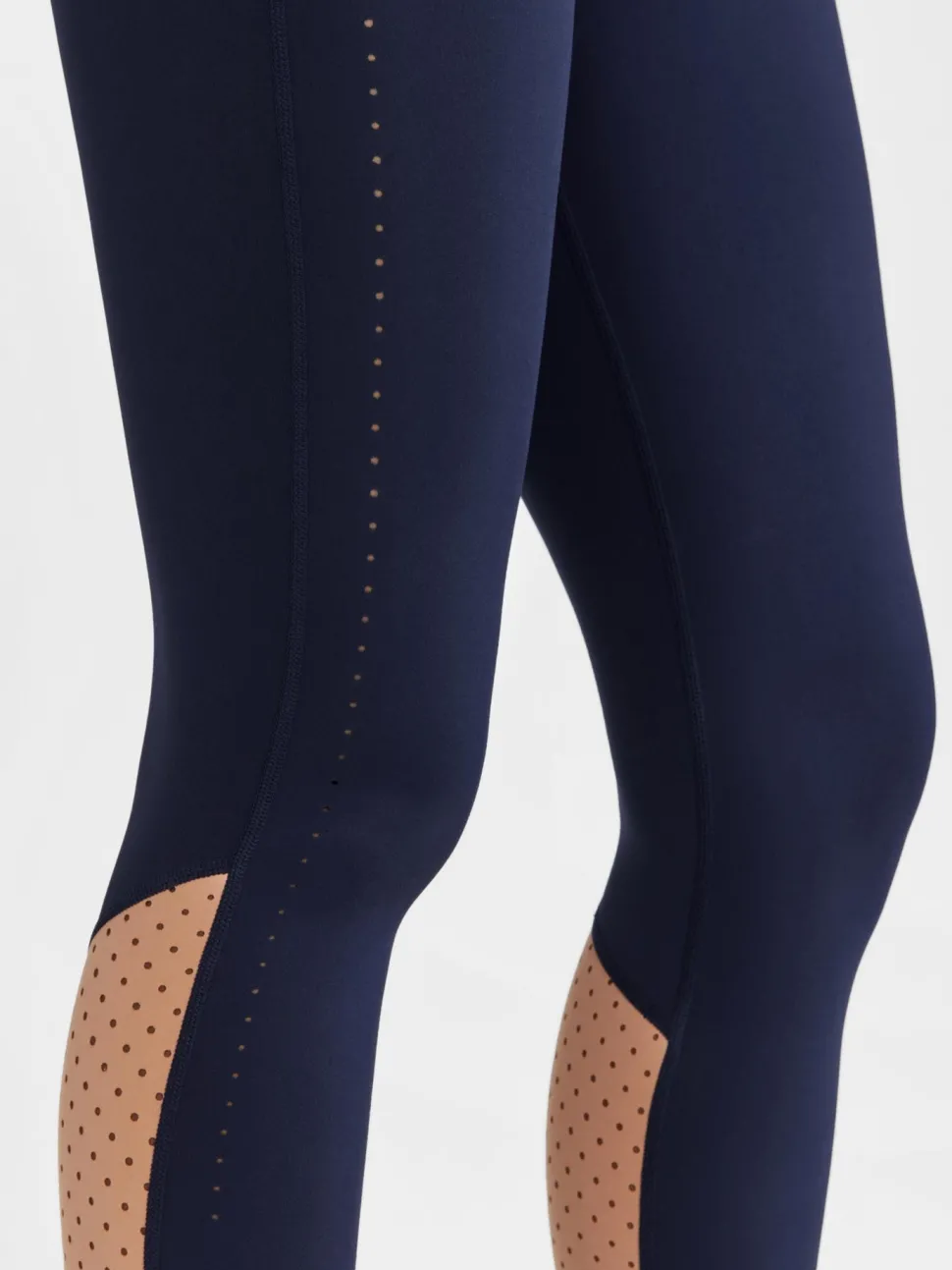 WOMEN'S ADV CHARGE PERFORATED TIGHTS