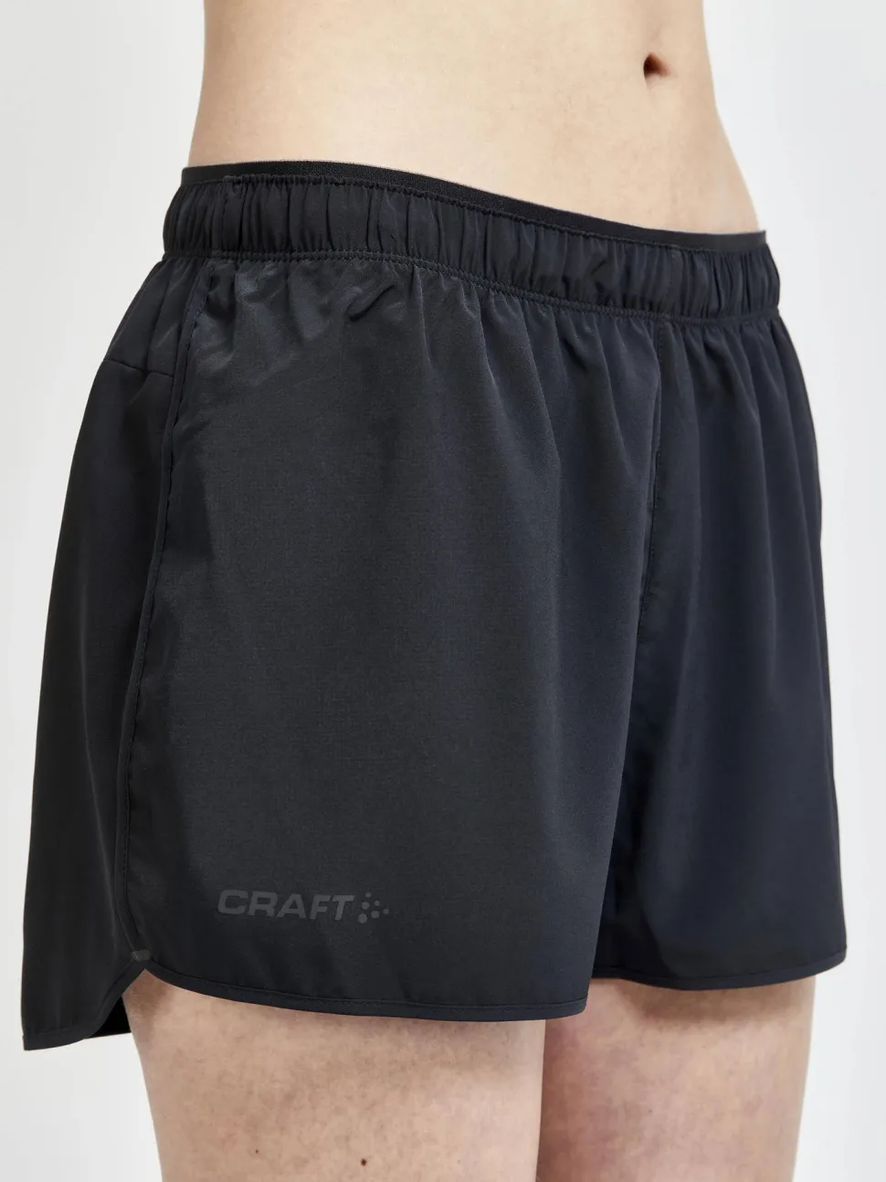 WOMEN'S ADV ESSENCE 2" STRETCH SHORTS