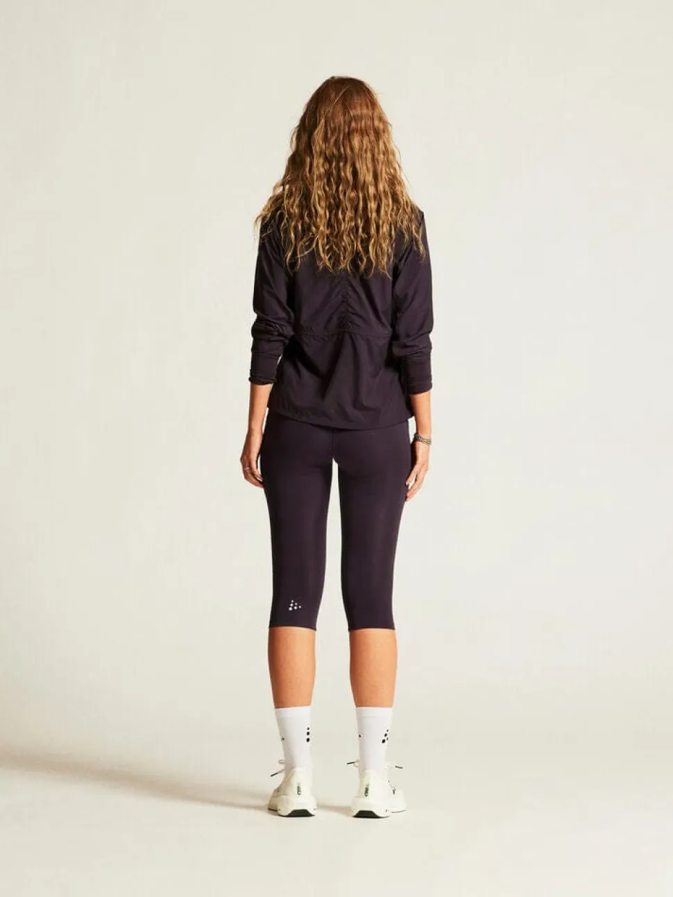 WOMEN'S ADV ESSENCE CAPRI TRAINING TIGHTS 2 - DK PLUM