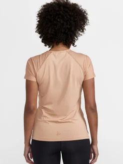 WOMENS ADV ESSENCE SS SLIM TEE