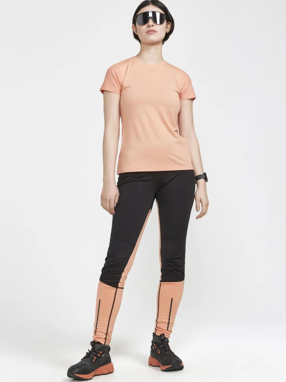 WOMENS ADV ESSENCE SS SLIM TEE