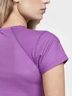 WOMENS ADV ESSENCE SS SLIM TEE