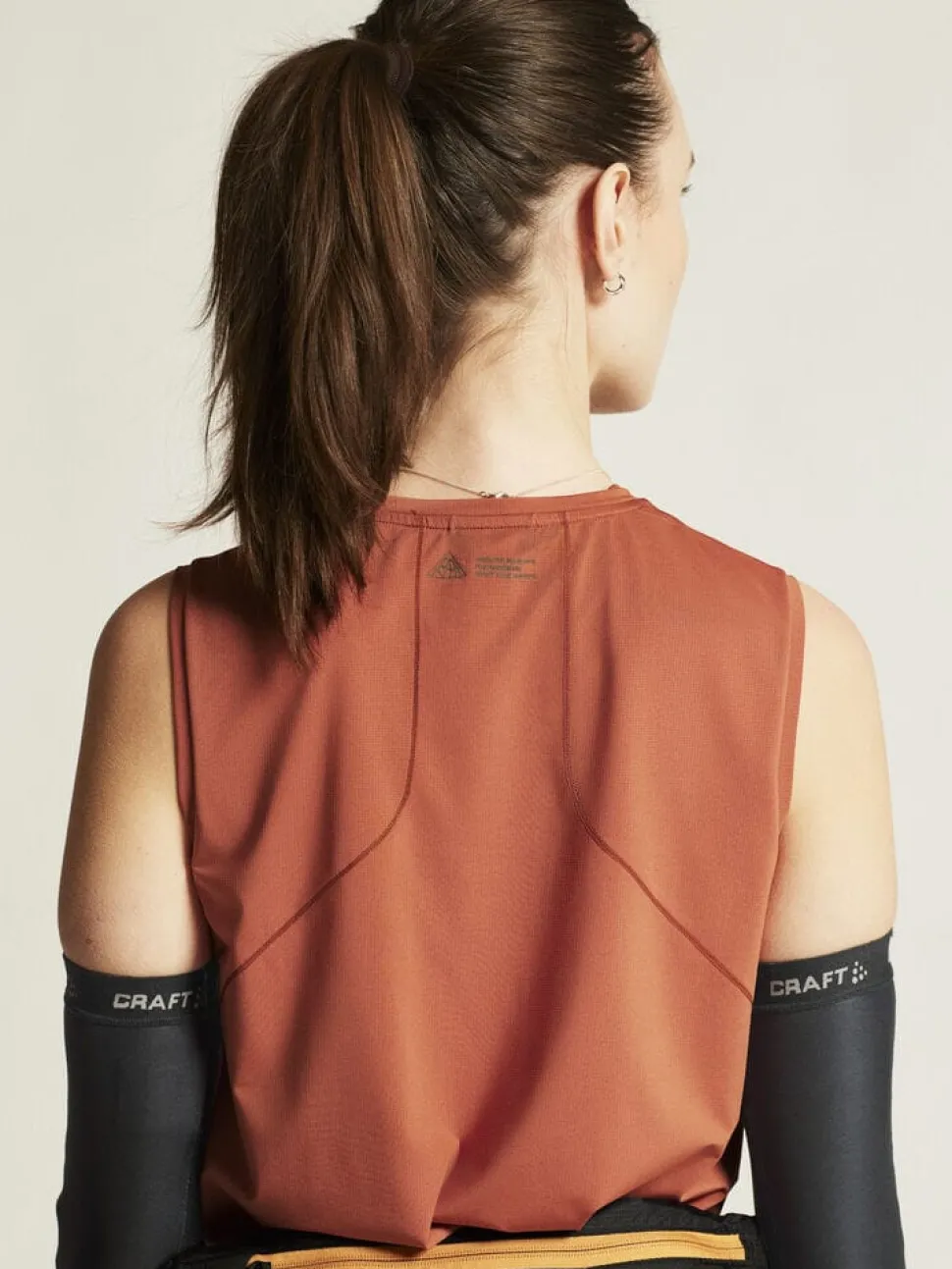 Women's Pro Trail Singlet 2